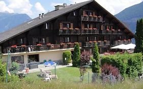 B & B Hotel Aux Mille Etoiles